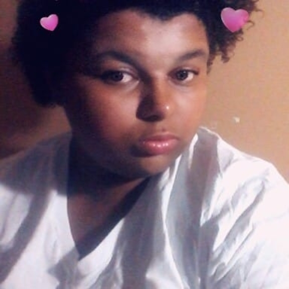 Poshmark profile picture for @otff
